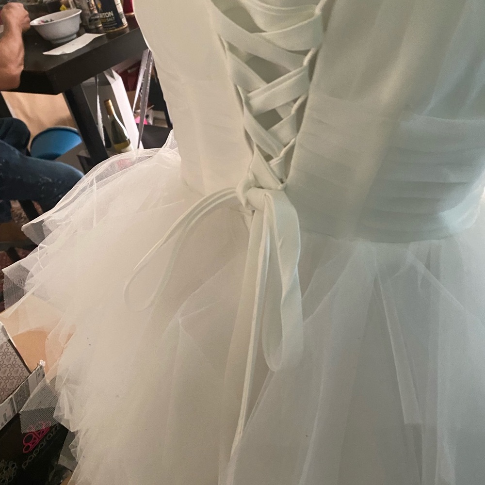 Prom dress - Picture 2 of 5